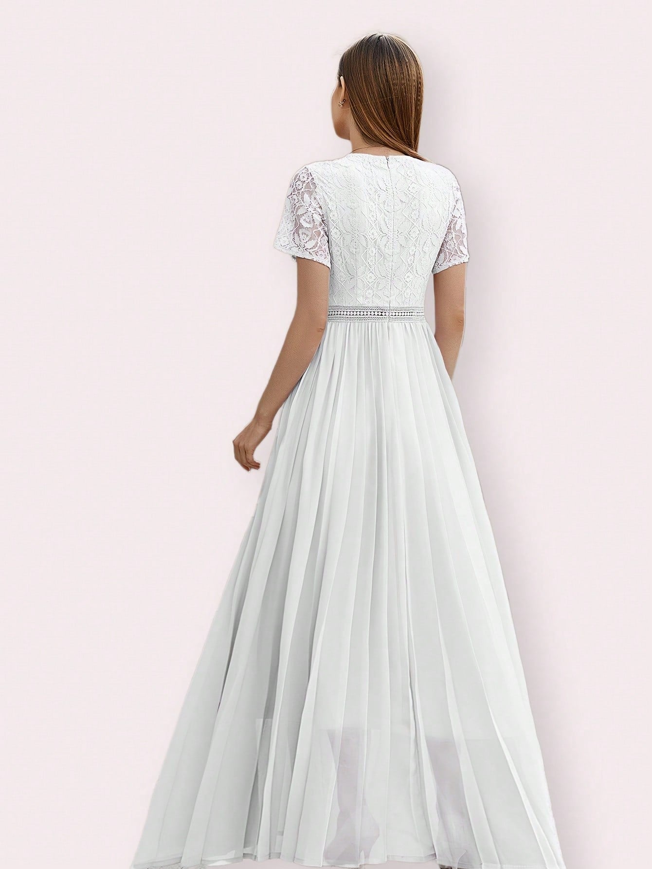 Round Neckline, Short-Sleeved, Waist Gathered Lace Stitching, Solid Color Pleated Bride Wedding Dress