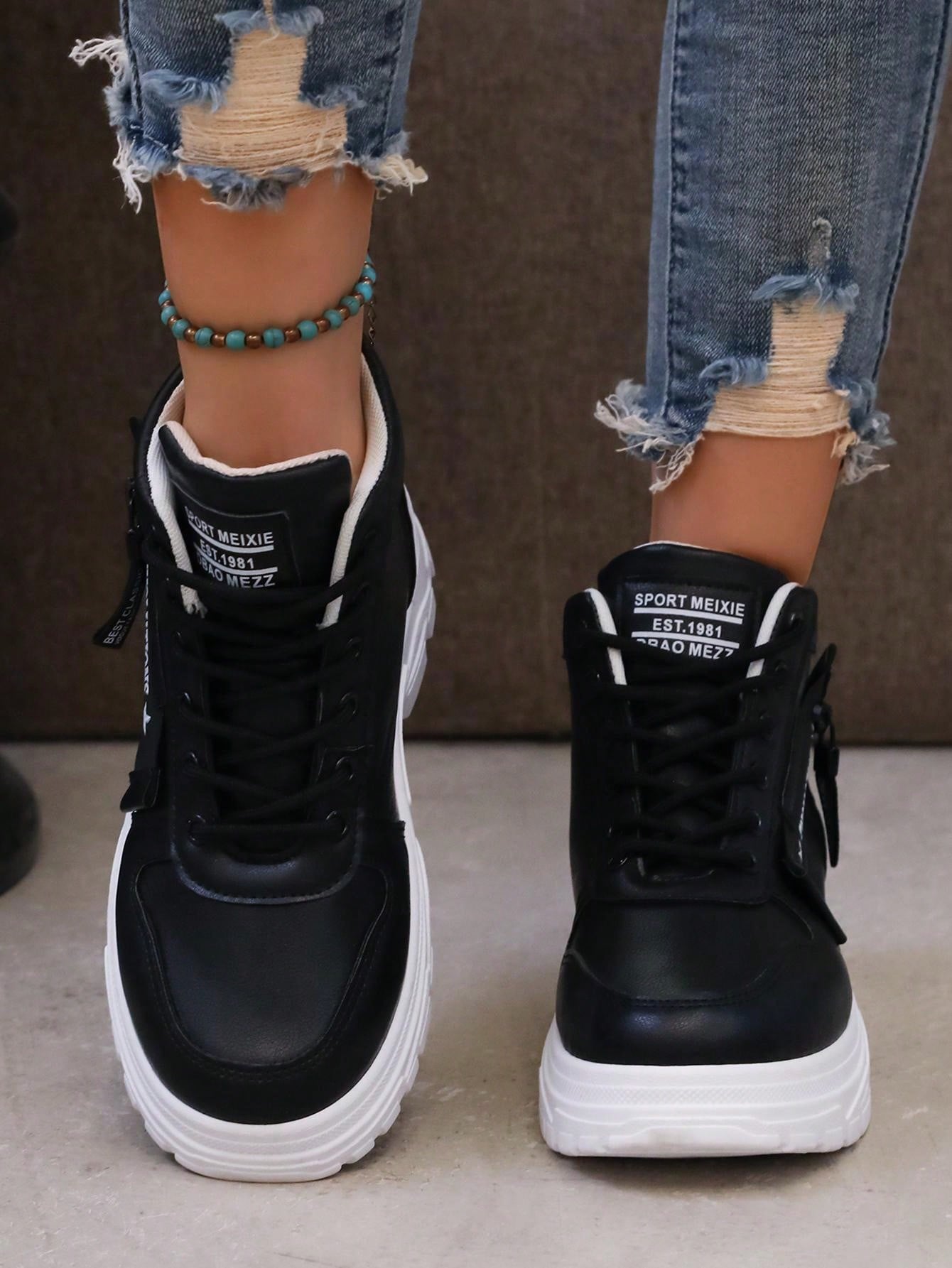 Women's High Top Lace-Up Black Sneakers With Casual Style For All Seasons