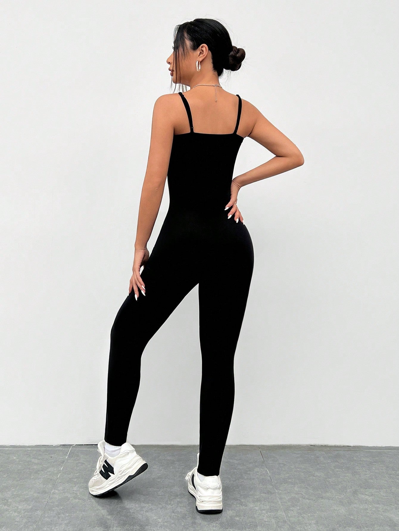 EZwear Women'S Knitted Spaghetti Strap Tight Jumpsuit