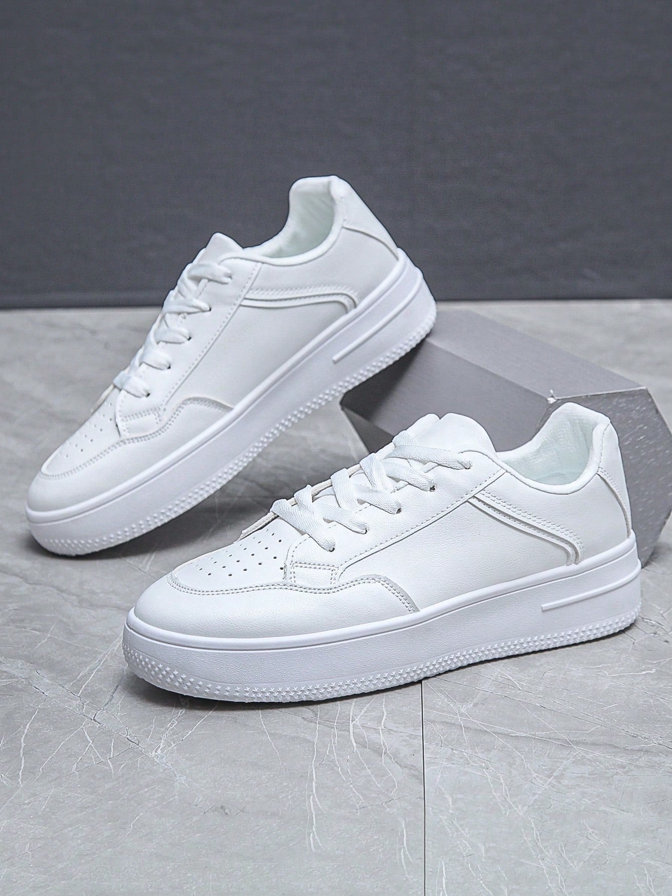 New Fashion Couple Shoes, Breathable Casual Sneakers, Stylish Outdoor White Shoes, Men's Sports Shoes