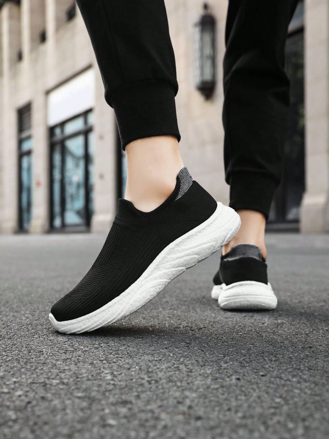 Men's Breathable Slip-On Casual Socks Shoes With Mesh