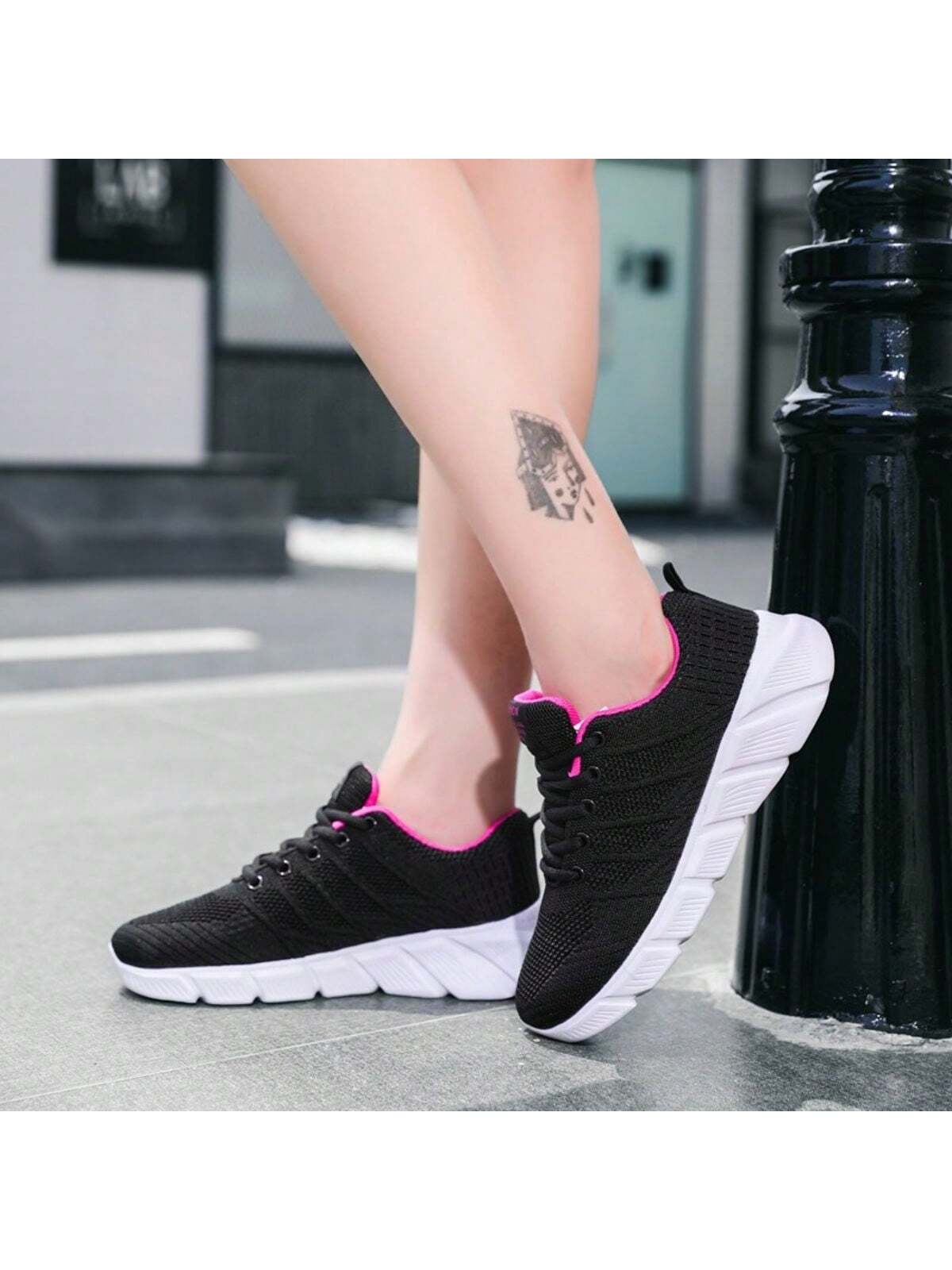 Women's Mesh Sports Shoes Breathable And Lightweight Running Shoes For Students Middle School Girls, Shock-Absorbing Athletic Sneakers For Walking Travel