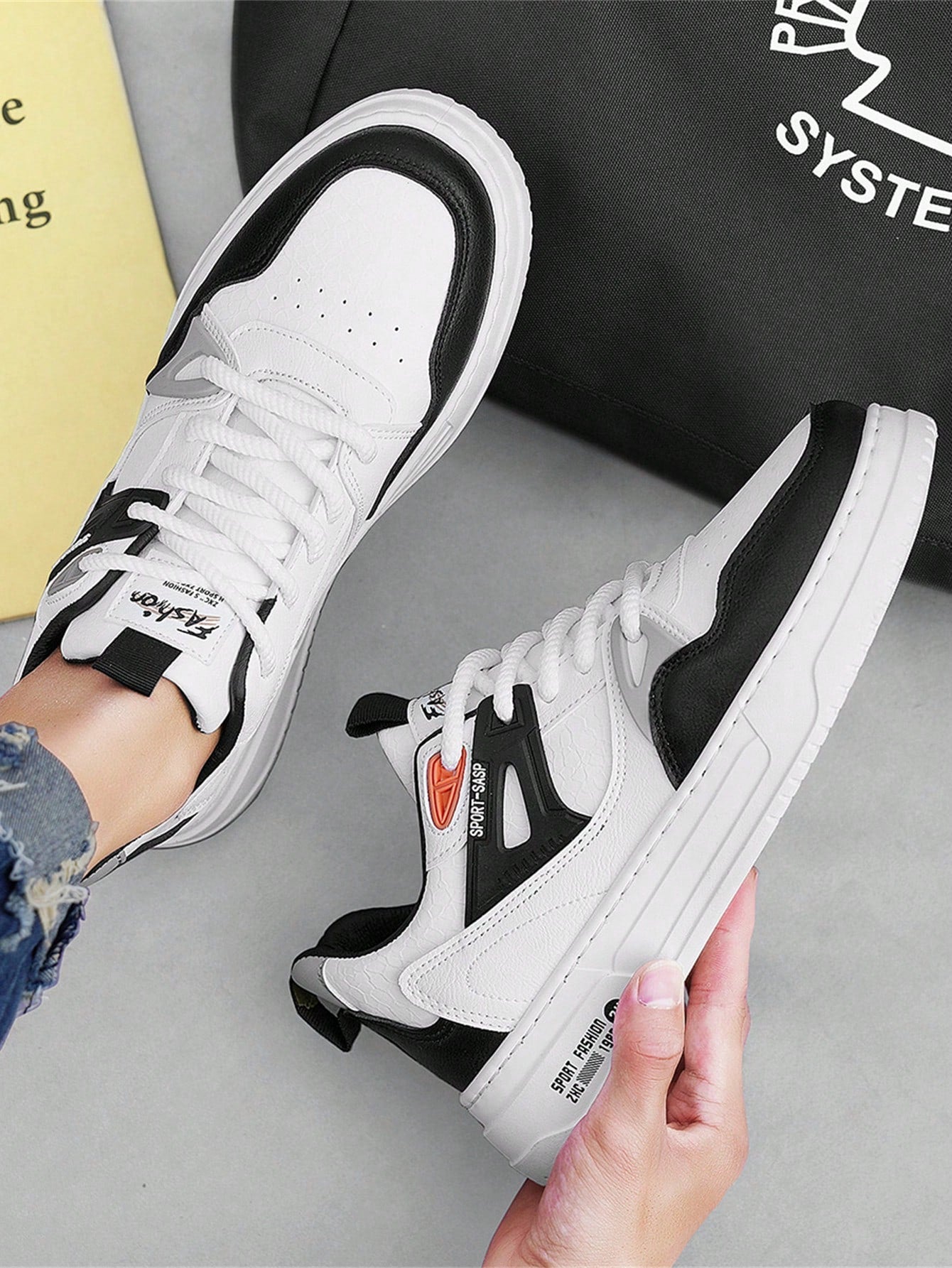 [Random Shoe Upper Lines]New Arrival Men's Leather Spliced Low-Top Color Block Skate Shoes For Students And Daily Wear