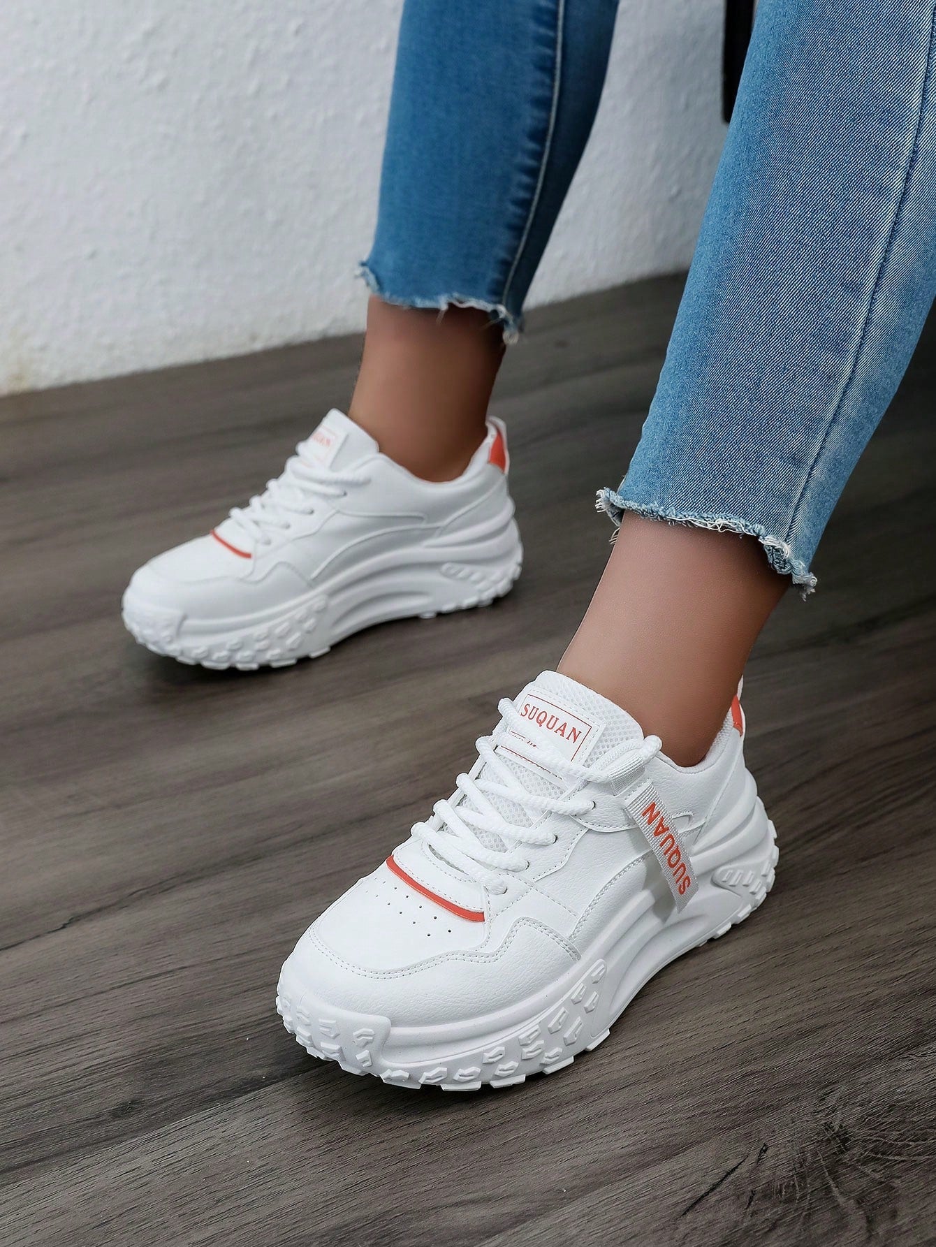 Women's White Casual Sports Shoes, Spring/Summer/Autumn 2024, Outdoor Thick-Soled Platform Sneakers With Straps, Comfortable And Fashionable