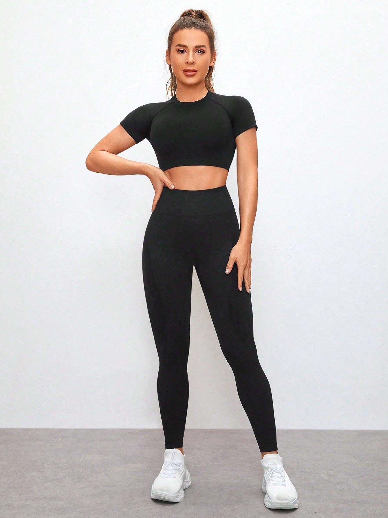 Yoga Trendy Women'S Seamless Vest And Leggings Sportswear Set